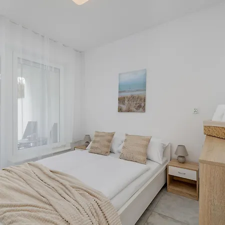 Family Apartments Herberta With Terrace And Parking By Rent Like Home Świnoujście Esterno foto